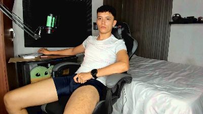 Soymonse_ live cam on Cam4