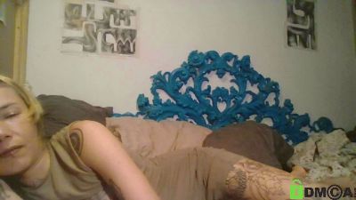 SpacerWoman live cam on Cam4