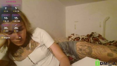 SpacerWoman live cam on Cam4