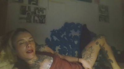 SpacerWoman live cam on Cam4