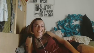 SpacerWoman live cam on Cam4