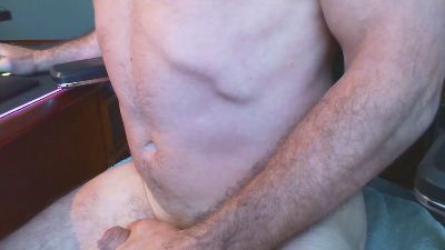 SpanishBiguy live cam on Cam4