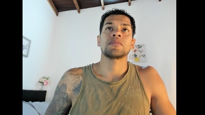 Spartacuslyon live cam on Cam4