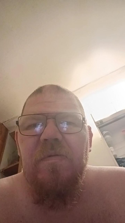 Spencer8181 live cam on Cam4