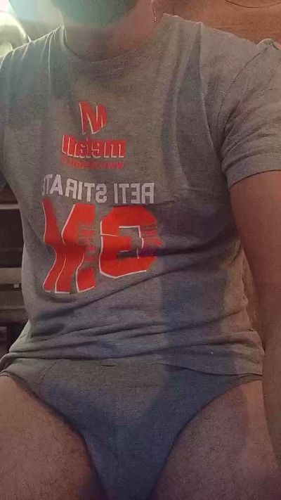Sperma9222 live cam on Cam4