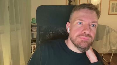 Sphaero live cam on Cam4