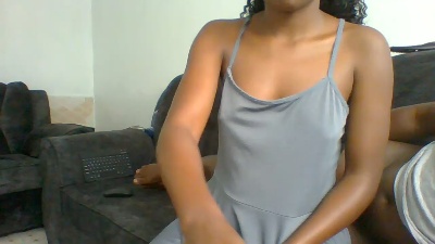 Spicyitcouple live cam on Cam4