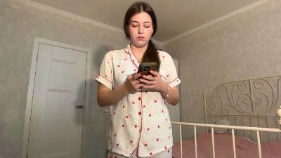 SpringMoats live cam on Cam4