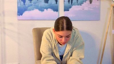 SpringWarsme Live Cam on Cam4