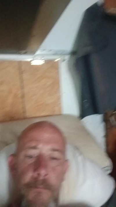 Spunwhitey live cam on Cam4