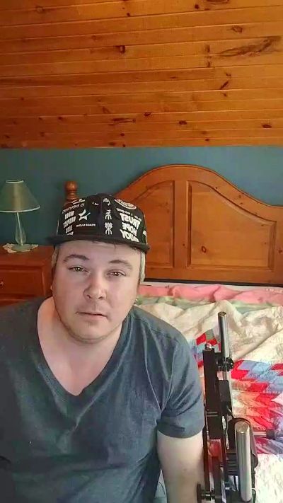 Watch  Spyder698 live on Cam4
