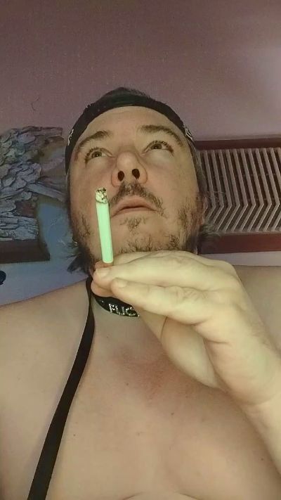 Spyder698 live cam on Cam4