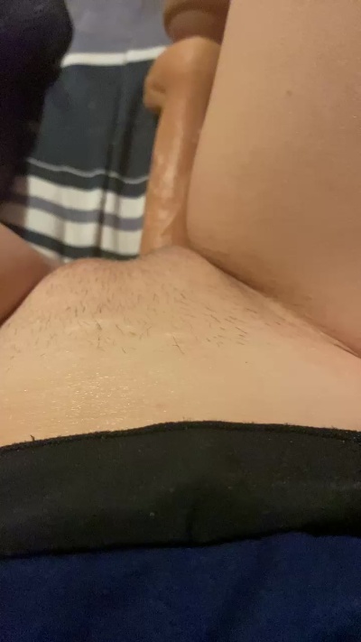 Squirt4you83 live cam on Cam4