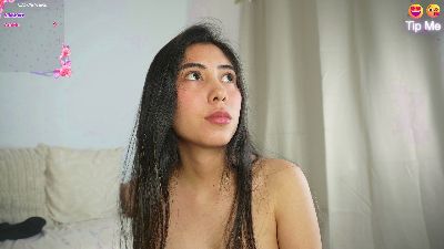 SquirtTeen live cam on Cam4