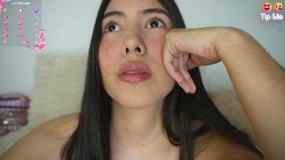 SquirtTeen live cam on Cam4