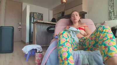 Squirt_Fountain live cam on Cam4