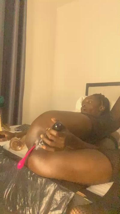 Squirt_sly live cam on Cam4