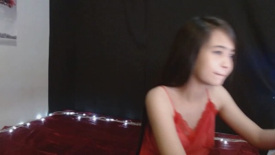SquirtingPussy live cam on Cam4