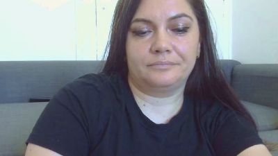 SquirtyLady41 live cam on Cam4