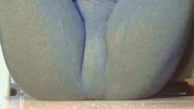 SquirtyLady41 live cam on Cam4