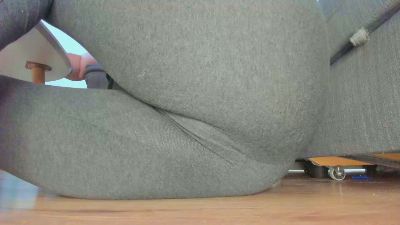 SquirtyLady41 live cam on Cam4