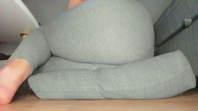 SquirtyLady41 live cam on Cam4