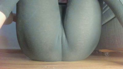 SquirtyLady41 live cam on Cam4
