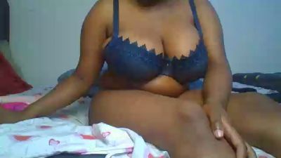 Squuirtingslut5 live cam on Cam4