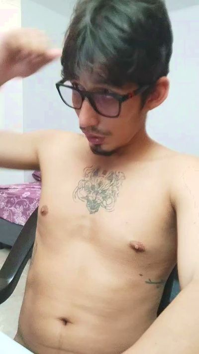 SrIncognito666 live cam on Cam4