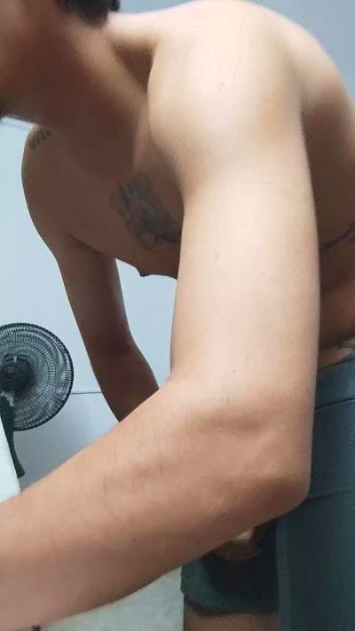 SrIncognito666 live cam on Cam4