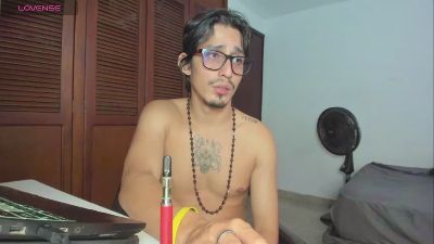 SrIncognito666 live cam on Cam4