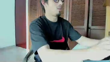 SrIncognito666 live cam on Cam4