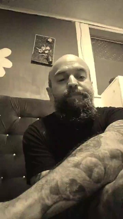 SrWicked live cam on Cam4