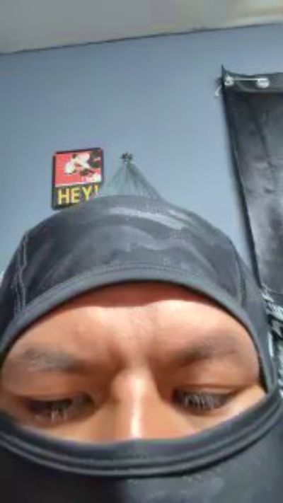 Srfrogs9999 live cam on Cam4