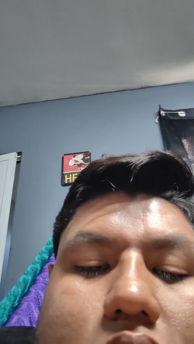 Srfrogs9999 live cam on Cam4