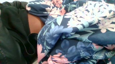 SrtaLuiza live cam on Cam4