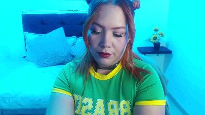 Srta_saraa live cam on Cam4
