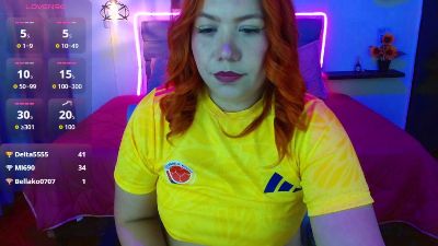 Srta_saraa live cam on Cam4
