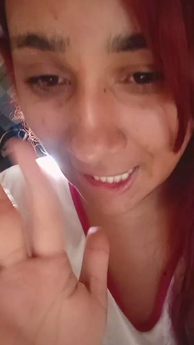 Srtsara live cam on Cam4