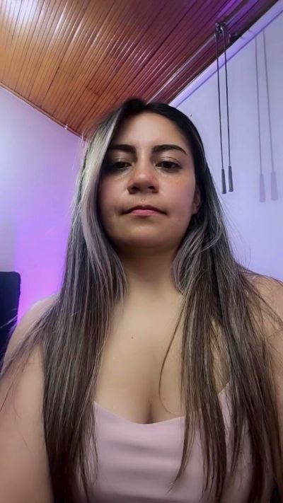 SsweetBlueberry live cam on Cam4