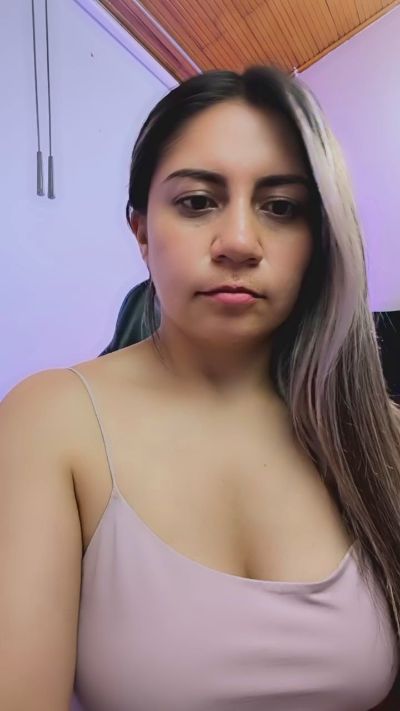 SsweetBlueberry live cam on Cam4