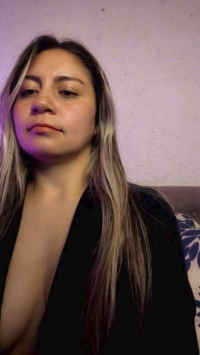 SsweetBlueberry live cam on Cam4