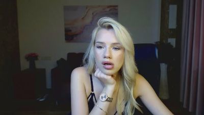 Stacy_West live cam on Cam4