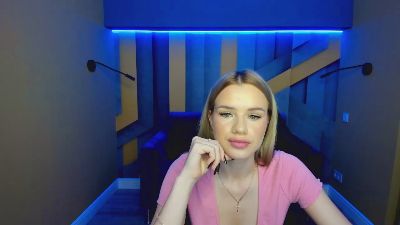 Stacy_West live cam on Cam4