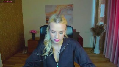 Stacy_West live cam on Cam4