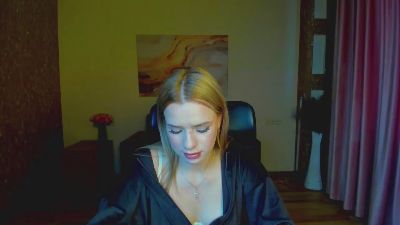 Stacy_West live cam on Cam4