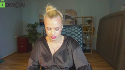Stacy_West live cam on Cam4