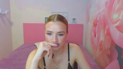 Stacy_West live cam on Cam4