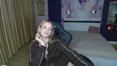 Stacy_West live cam on Cam4