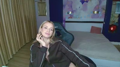Stacy_West live cam on Cam4